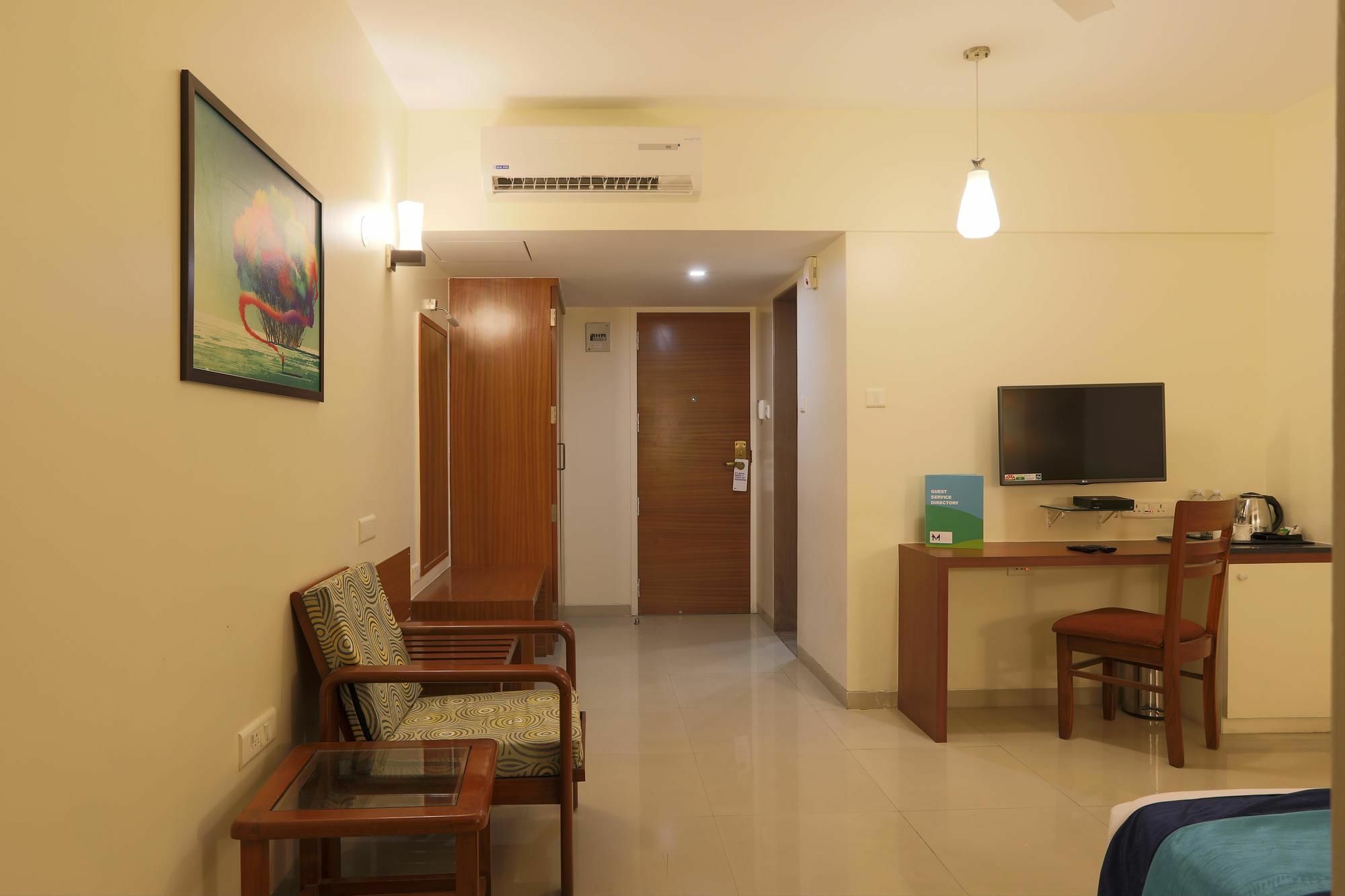 Mint Highstreet Hotel Pune