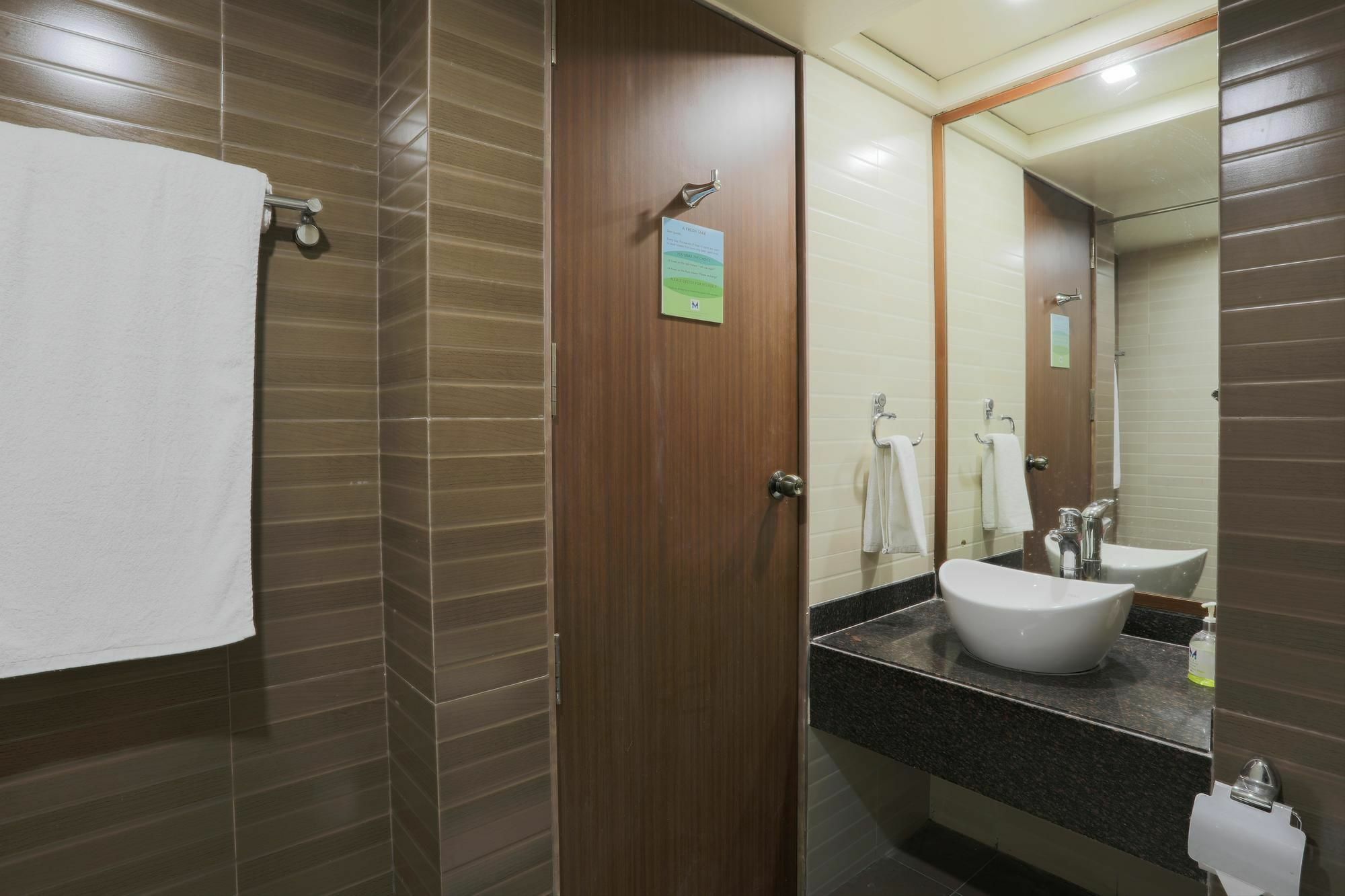 Hotel Mint Highstreet Pune